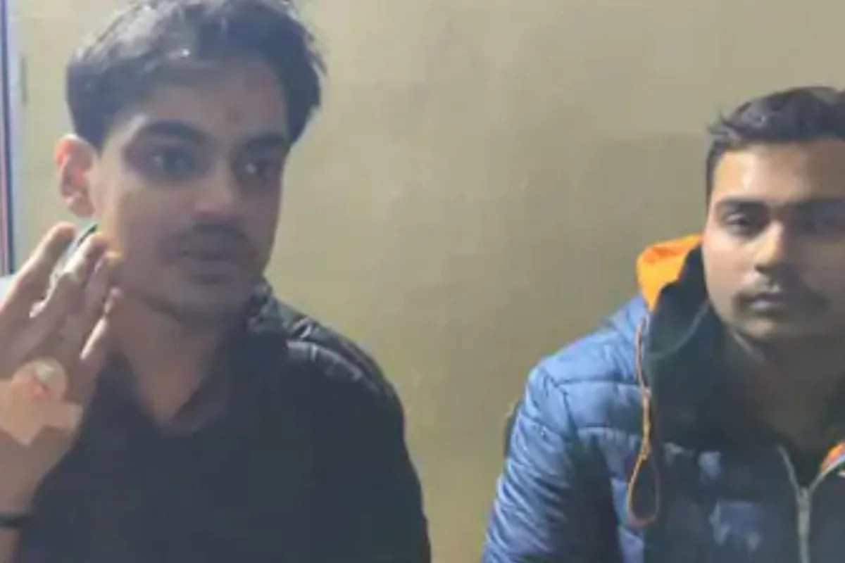 यूपी के निजी मेडिकल कॉलेज में रैगिंग, जूनियर छात्रों के साथ अमानवीयता…परिजनों के पहुंचने पर मुकदमा दर्ज