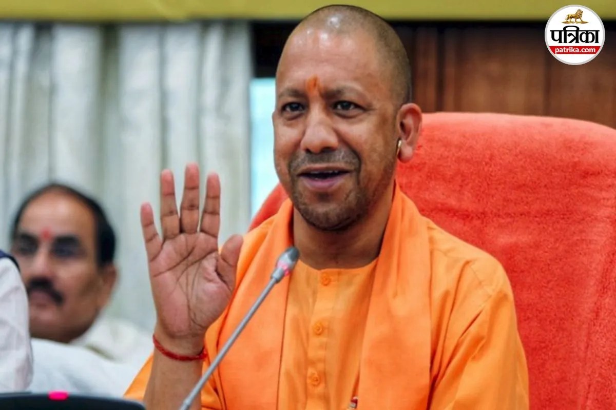 दो बच्चियों को लेकर CM योगी के पास पहुंची महिला; बोली-पति और ससुराल वालों घर से निकाला, मुख्यमंत्री ने…