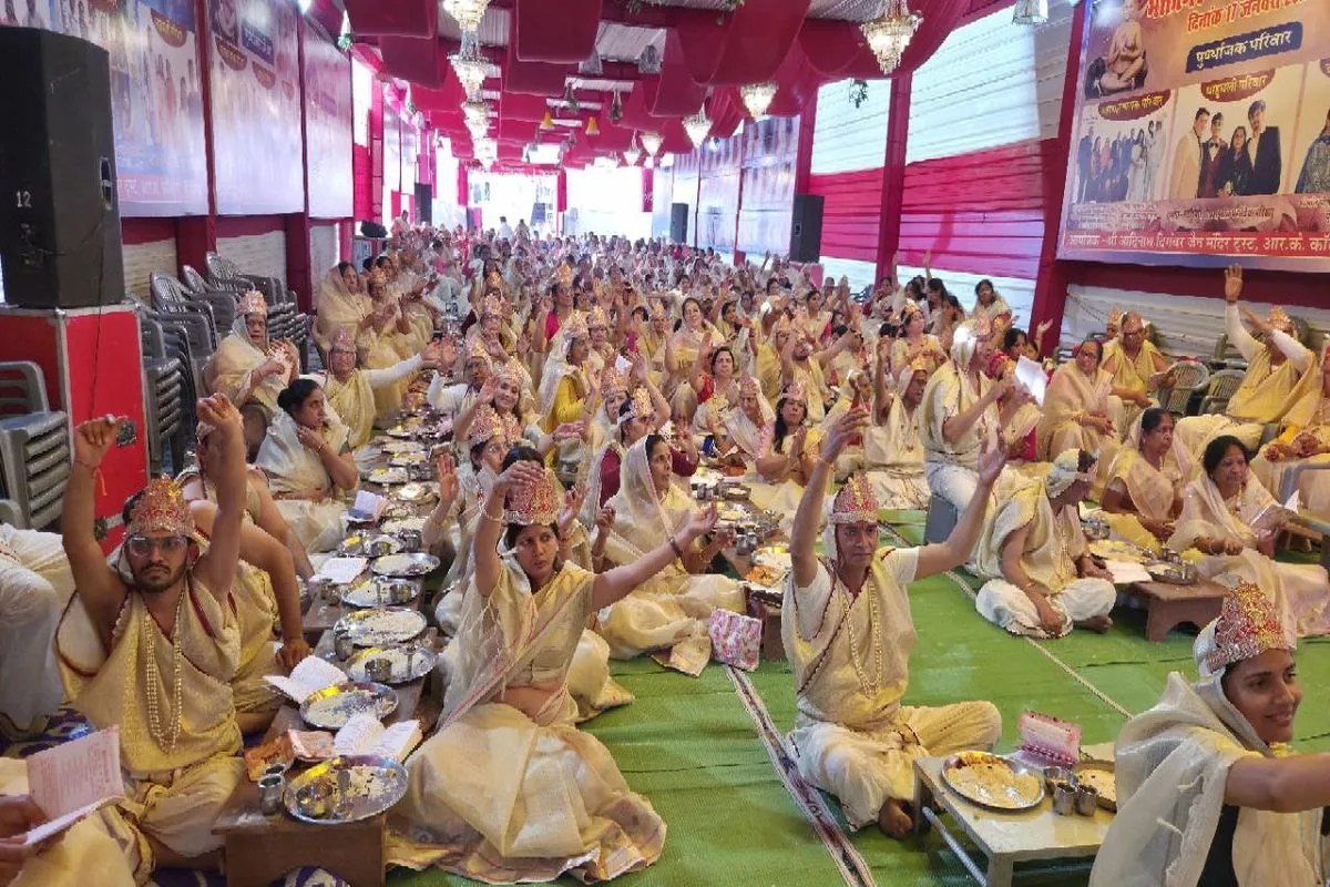 भक्ति के स्वर और आस्था का सैलाब: भीलवाड़ा में भक्तामर महामंडल विधान का आगाज