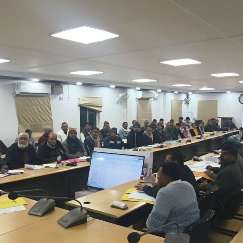 नवादा डीएम ने प्रधान लिपिकों की बैठक ली:कहा-लंबित मामलों का जल्द निपटाने के निर्देश, लापरवाही न हो