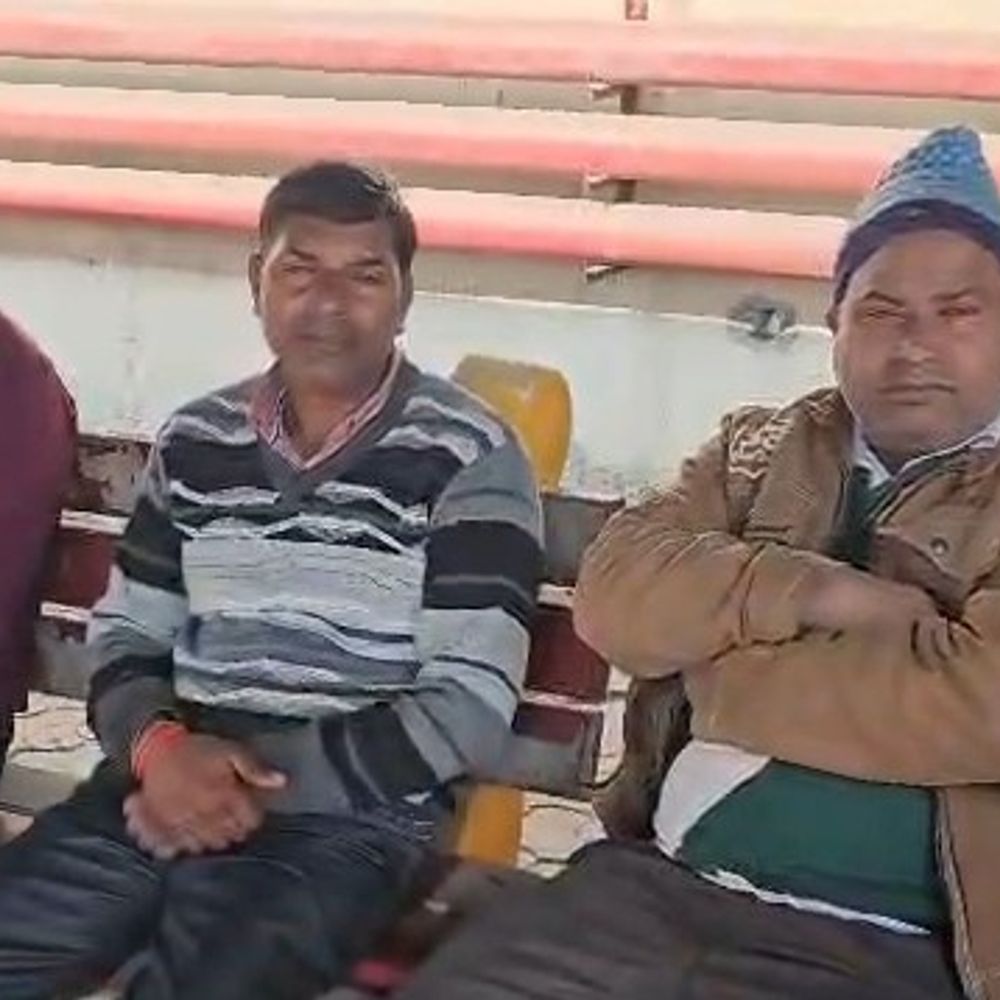 करनाल में जीटी रोड पर मिला व्यक्ति का शव:2 बेटों के सिर से उठा पिता का साया; मौत के कारणों का अभी खुलासा नहीं