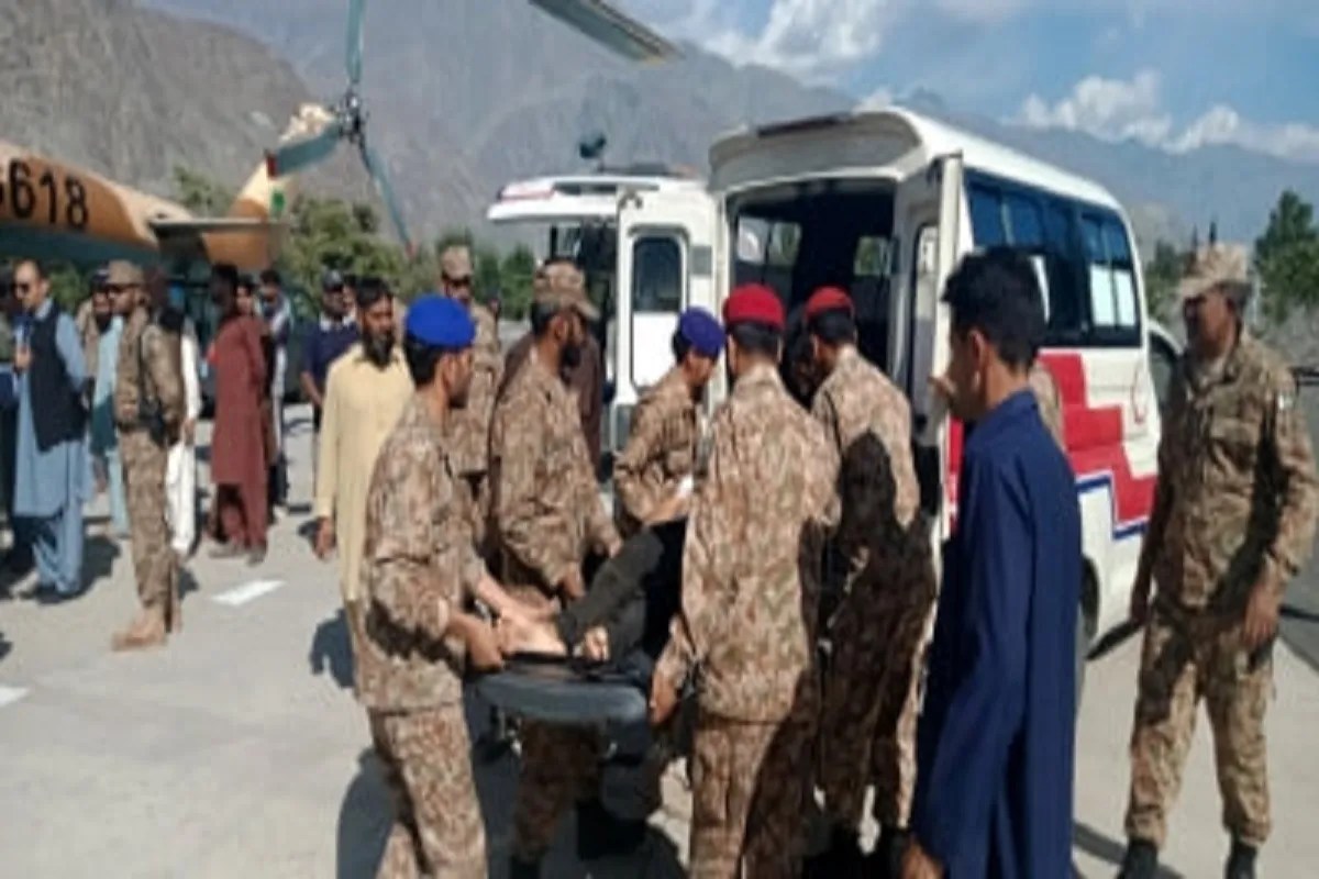 जनाजे में जाते हुए खत्म हुआ जिंदगी का सफर, पाकिस्तान में सड़क हादसों में 23 लोगों की मौत