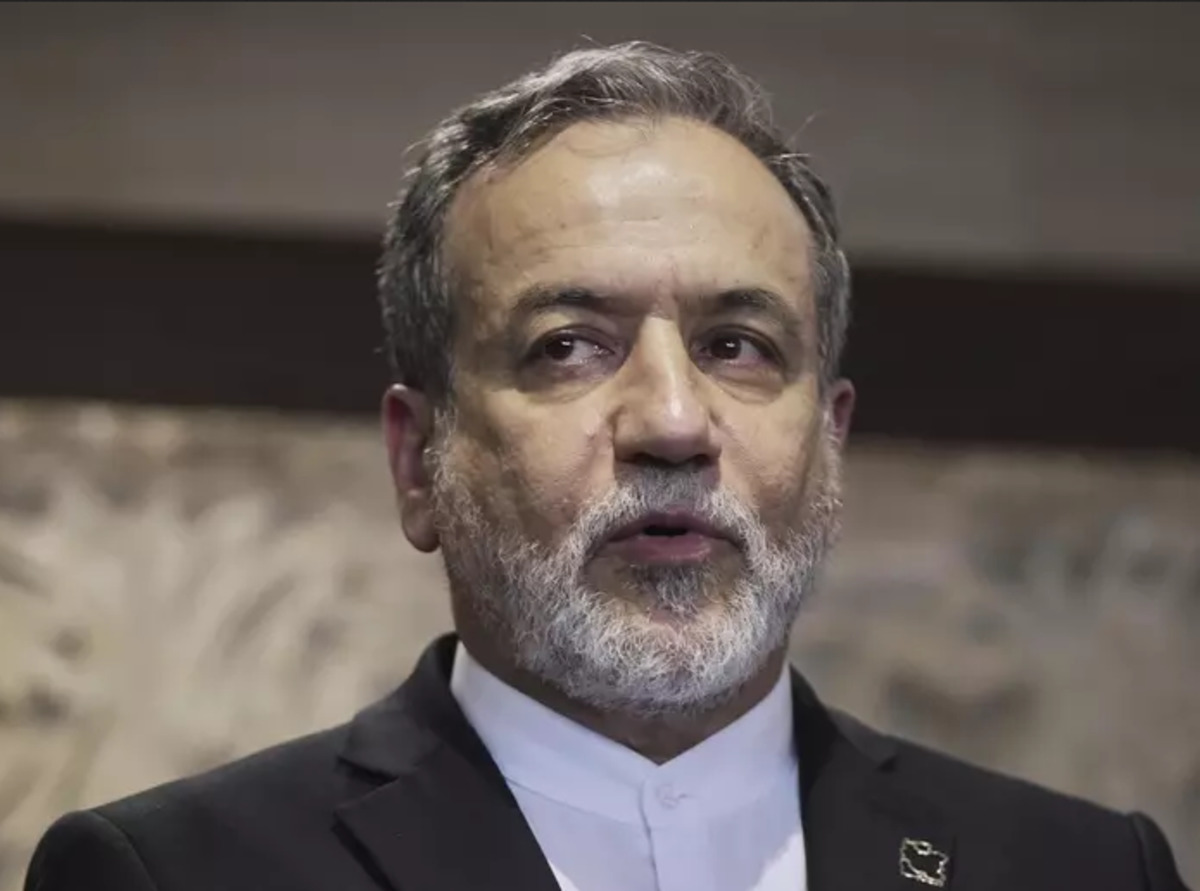 ईरान का अमेरिका को दो टूक: ‘दबाव में परमाणु वार्ता मंजूर नहीं, हमला हुआ तो जवाब सीमित नहीं होगा’