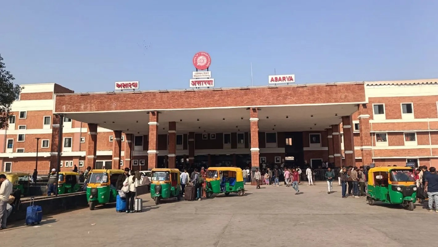 अहमदाबाद के असारवा रेलवे स्टेशन की यात्री क्षमता 10 गुना बढ़ाने की तैयारी