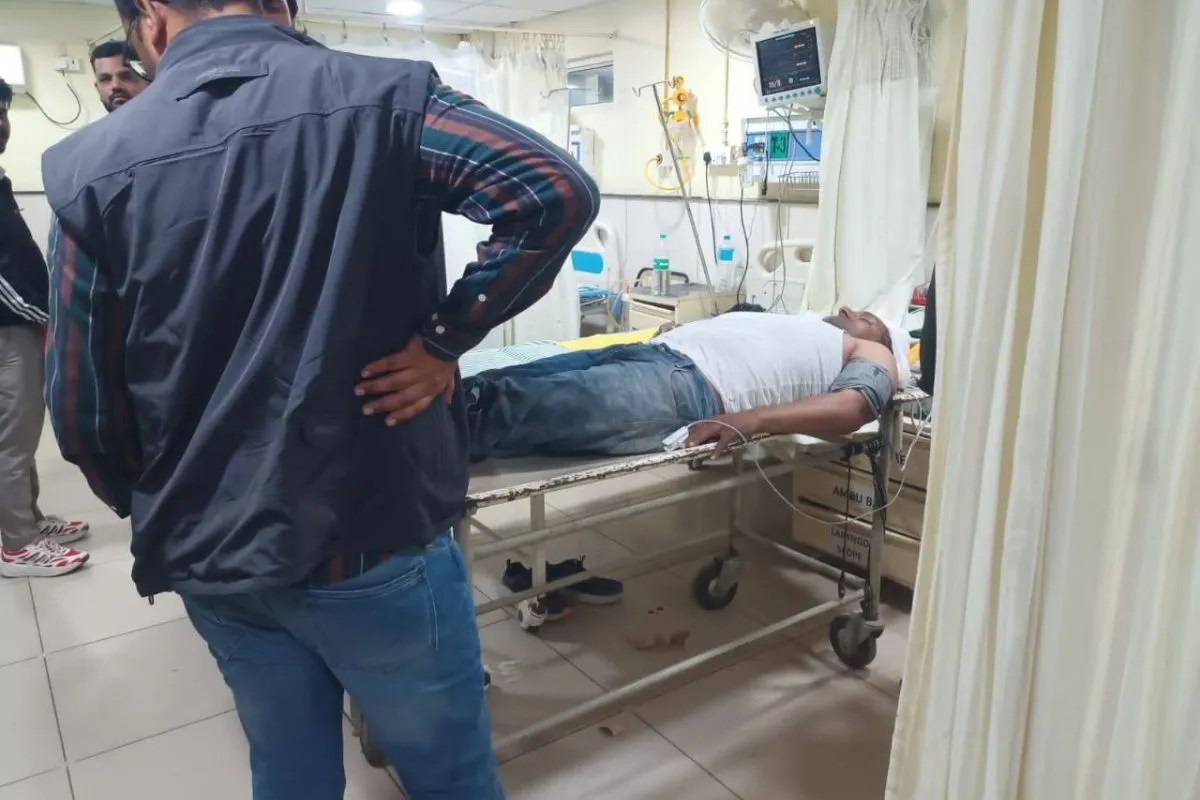 बारां में कांग्रेस के पूर्व पार्षद पर नकाबपोश युवकों ने किया जानलेवा हमला, अस्पताल में भर्ती