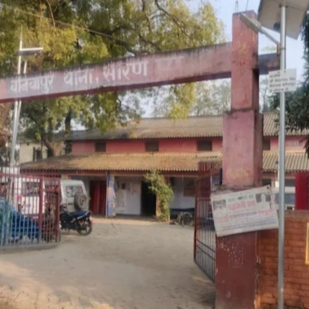 कराह में किराया मांगने पर मारपीट, महिला घायल:ग्रामीणों ने पहुंचकर बचाया, पांच नामजद समेत अज्ञात पर FIR