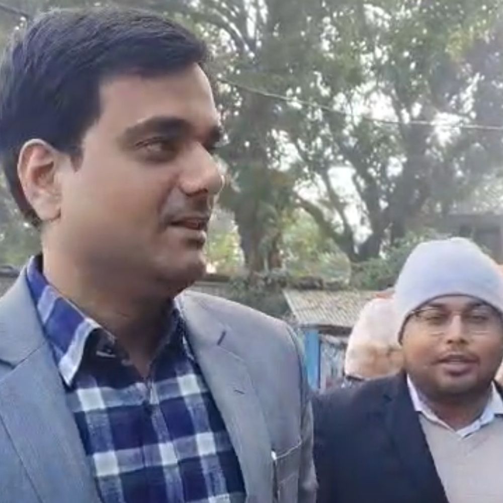 मनिहारी रिवर फ्रंट कार्य में देरी पर DM-SP नाराज:कटिहार में नए साल की सुरक्षा, पर्यटन स्थलों का भी किया इंस्पेक्शन