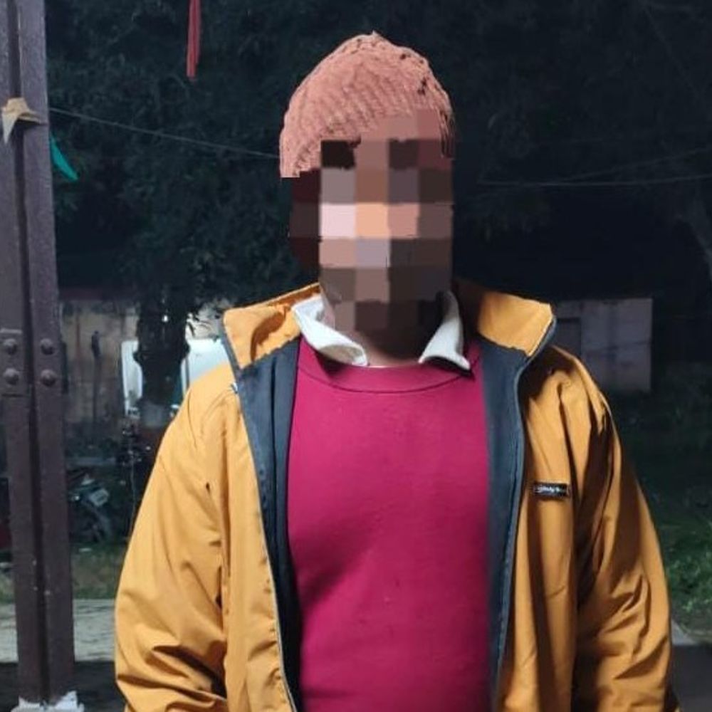 दिघलबैंक पुलिस ने 50.88 ग्राम ब्राउन शुगर किया बरामद:किशनगंज में तस्कर गिरफ्तार, मोबाइल और ई-रिक्शा जब्त