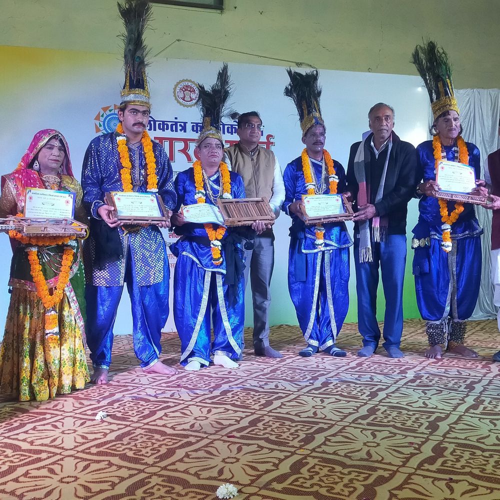 हरदा में गणतंत्र संध्या पर भारत पर्व का आयोजन:पॉलिटेक्निक ऑडिटोरियम में लोकगीत-भवाई नृत्य संग विकास प्रदर्शनी बनी आकर्षण