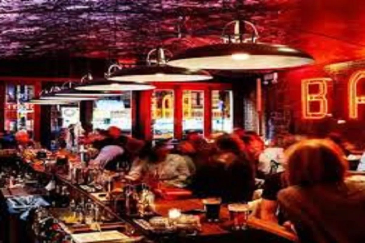 CG News: रायपुर में पुलिस कमिश्नरी लागू होने के बाद अधिकारियों की बैठक, बार-पब रात 12 बजे तक बंद करने के निर्देश