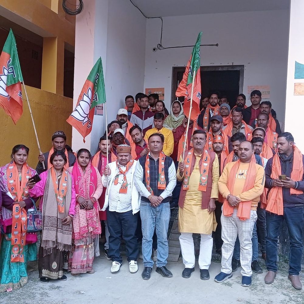 अररिया में BJP कार्यकर्ताओं ने मिठाई बांटकर मनाया जश्न:नितिन नबीन के भाजपा के नए राष्ट्रीय अध्यक्ष बनने पर पार्टी वर्कर्स में दिखा उत्साह