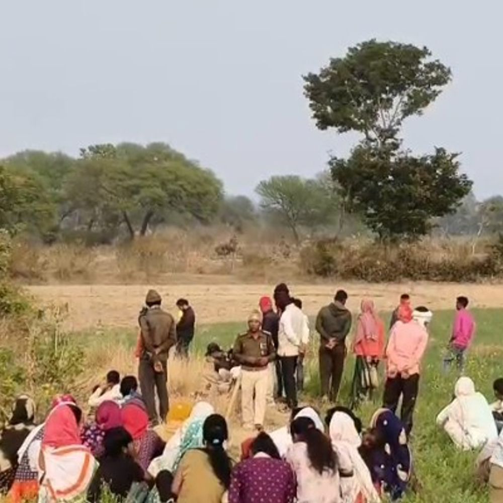 अनूपपुर में नाले के पास मिला नर कंकाल:कुत्तों ने नोंचा, जली साड़ी और गजरा भी मिला; फॉरेंसिक रिपोर्ट से होगी पहचान