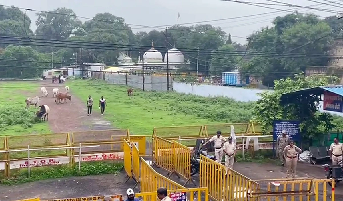 Madhya Pradesh में धार के विवादित परिसर में वसंत पंचमी की पूजा शुरू