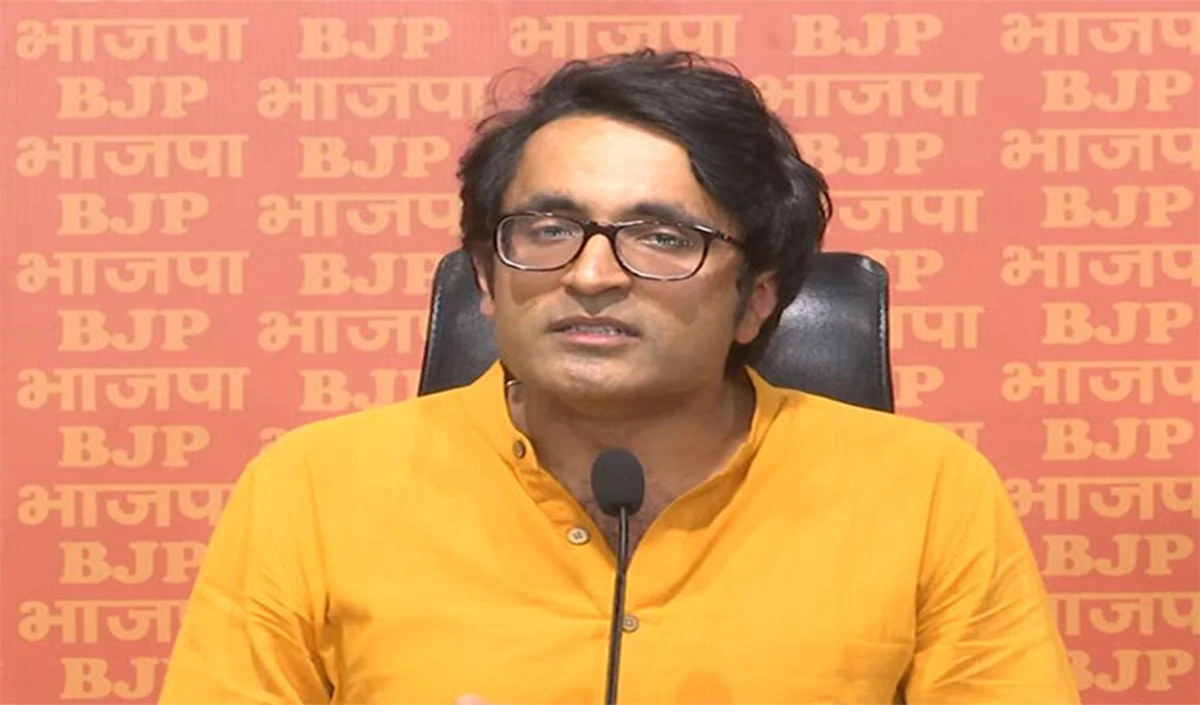 Indian Economy पर IMF की मुहर, BJP ने Rahul Gandhi को घेरा- आप कहते थे Dead, ये तो Strong है