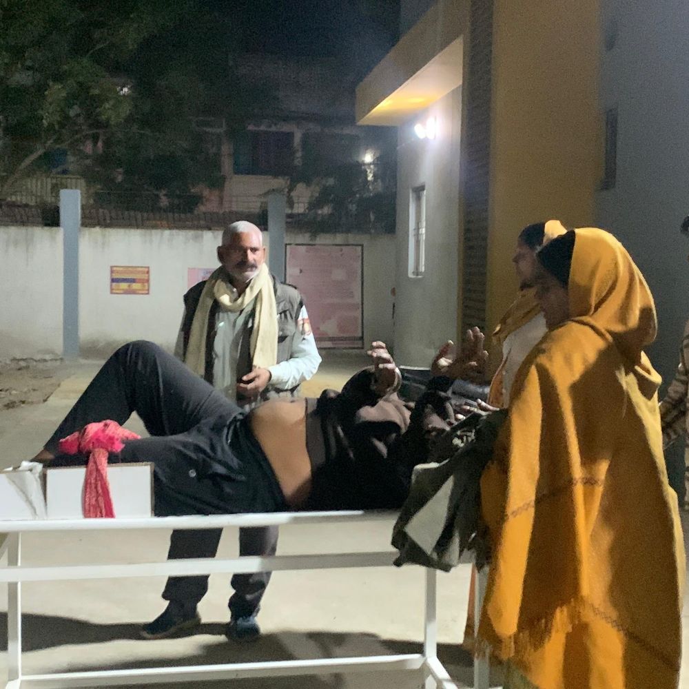 असरगंज में शनिवार को तीन सड़क हादसे:महिला समेत 3 लोग घायल, सभी भागलपुर रेफर