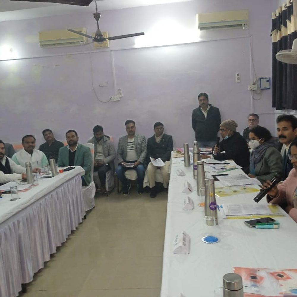 जिला पंचायत बैठक में करोड़ों के विकास कार्य प्रस्ताव पास:सोनभद्र में अध्यक्ष राधिका पटेल की अध्यक्षता में हुआ निर्णय