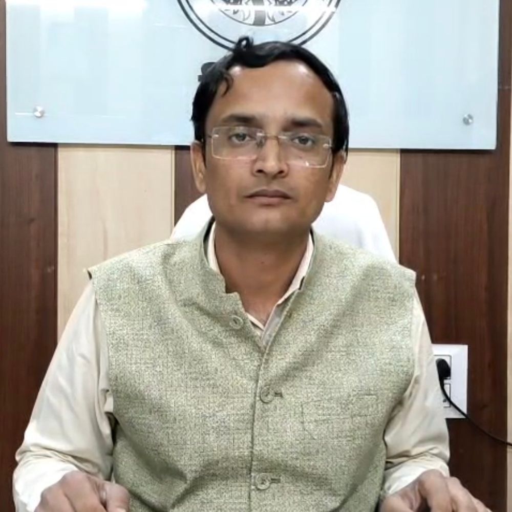 बिजनौर में 12 और 13 जनवरी को स्कूल बंद:ठंड के कारण डीएम ने दिए निर्देश, आठवीं तक के बच्चों का अवकाश