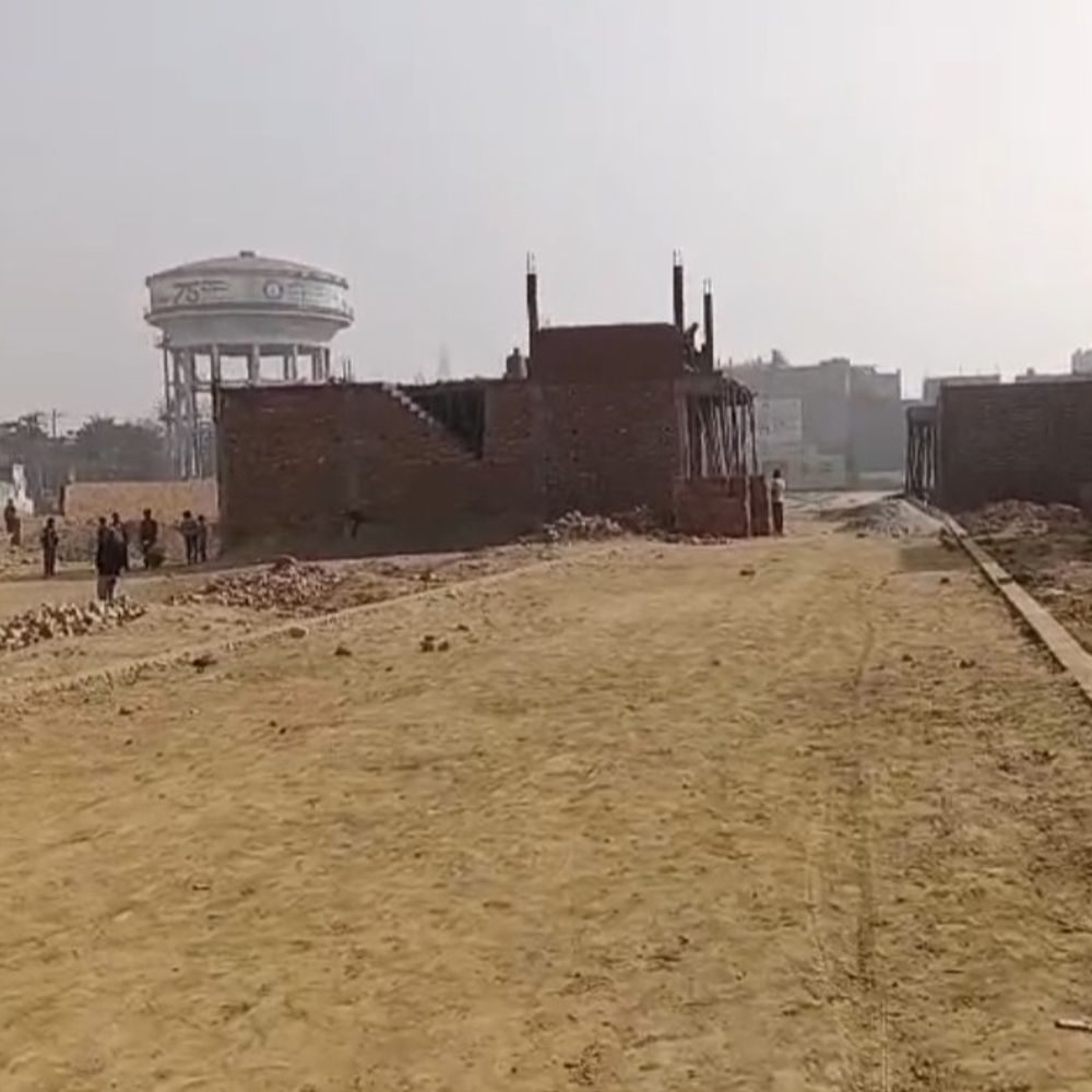 मेरठ में अवैध कॉलोनी पर मेडा की चुप्पी:पूर्व की कार्रवाई पर उठे सवाल, अफ़सर जवाब देने से बच रहे