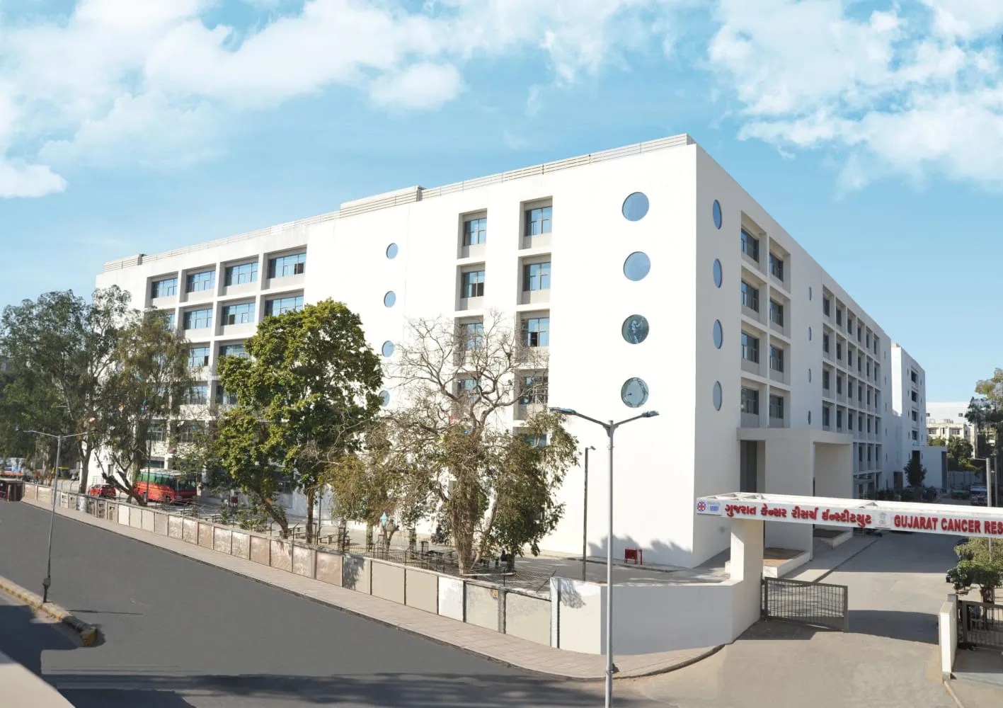 जीसीआरआइ में 2000 किशोरियों को लगाई एचपीवी वैक्सीन