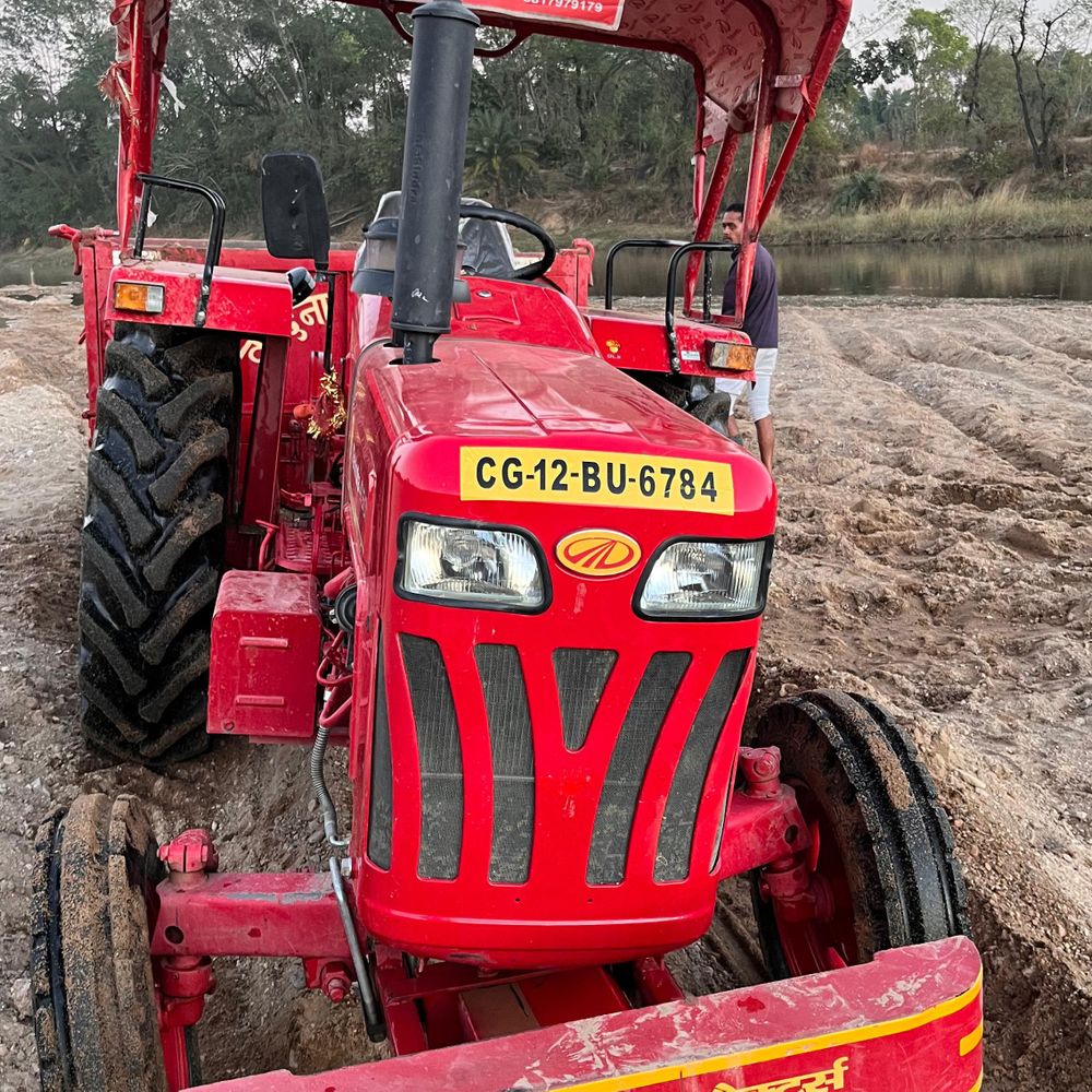 कटघोरा SDM ने रेत घाट पर मारा छापा:6-7 ट्रैक्टर अवैध रेत उत्खनन करते मिले, एक जब्त; बाकी पर कार्रवाई के निर्देश दिए