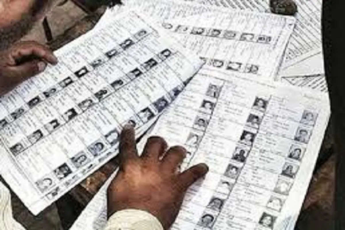 ECI Net portal: अब मतदाता ईसीआई नेट पोर्टल पर घर बैठे अपलोड कर सकेंगे जरूरी दस्तावेज, जानें क्या है पूरी प्रक्रिया