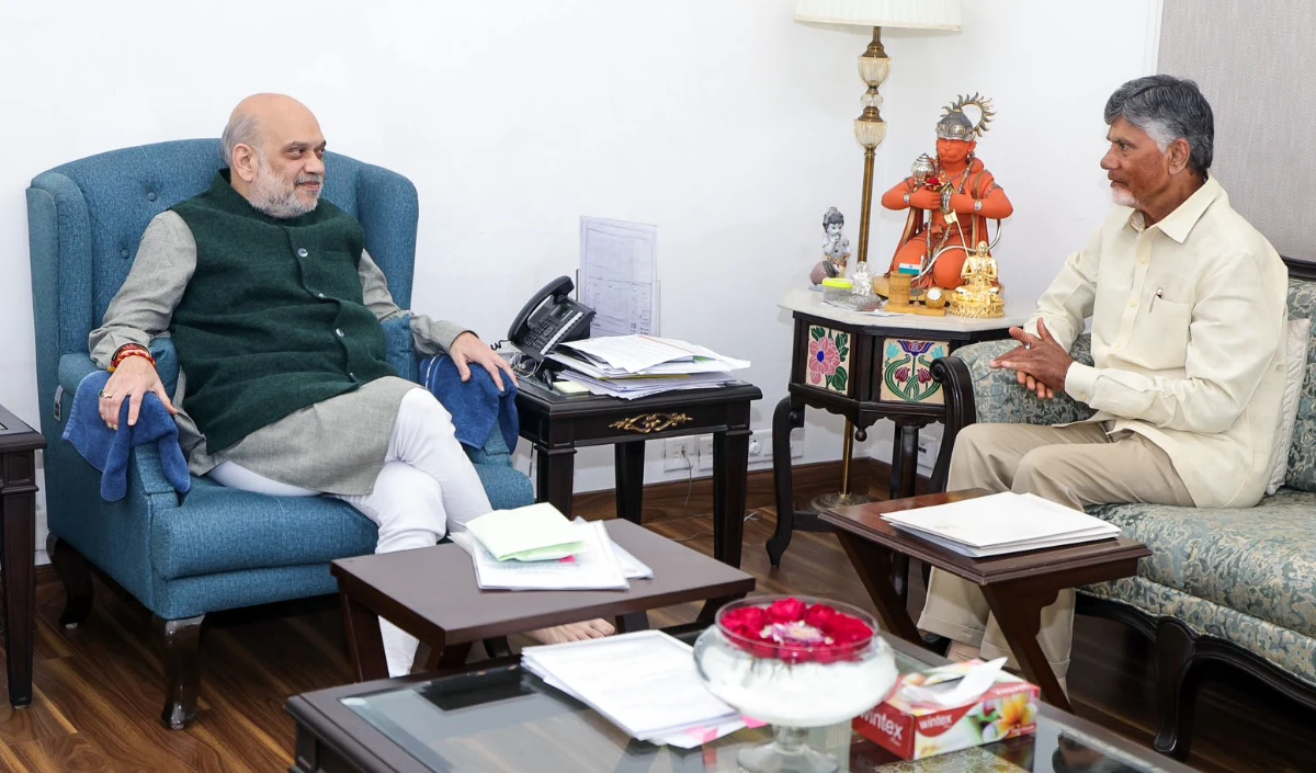 Chandrababu Naidu ने Amit Shah से मुलाकात की, Amravati के लिए वैधानिक दर्जे की मांग की