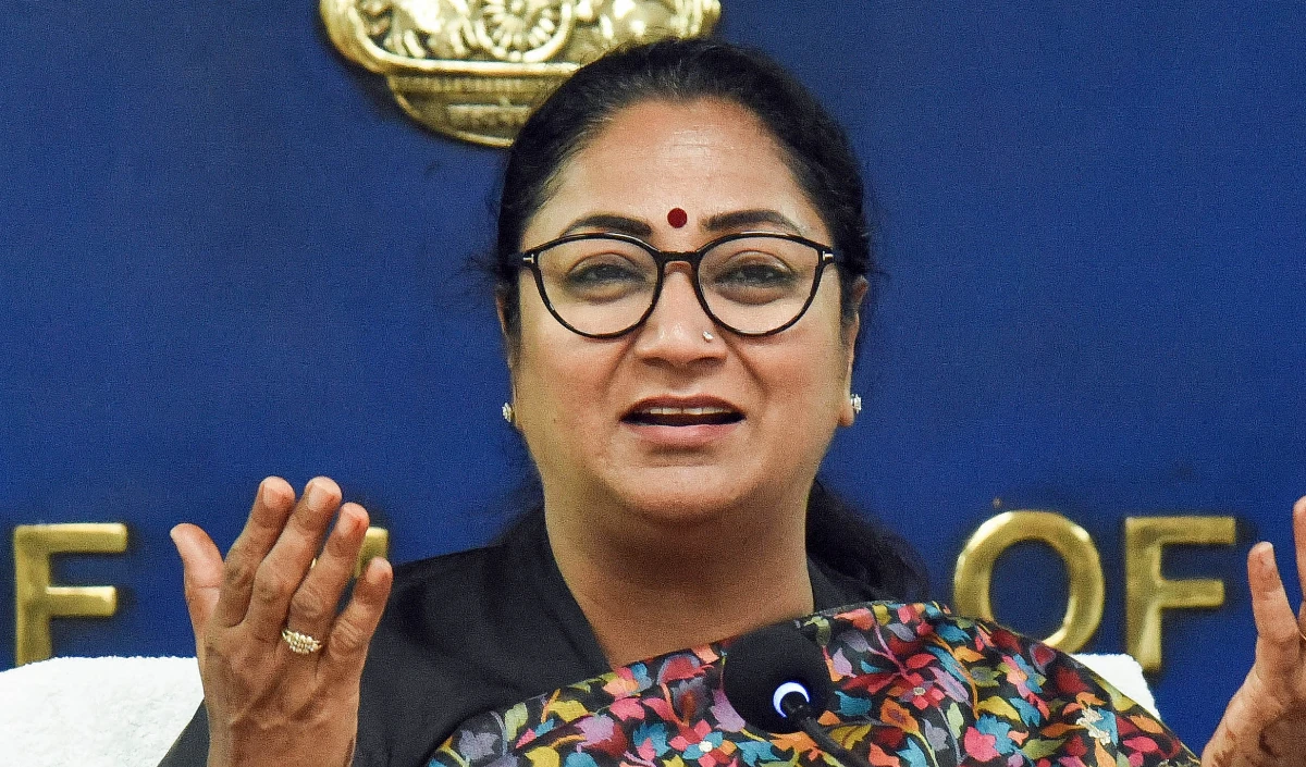 दिल्ली सरकार का बड़ा संकल्प: मुख्यमंत्री रेखा गुप्ता ने अगले 4 वर्षों में प्रदूषण कम करने के लिए पेश किया मास्टर प्लान