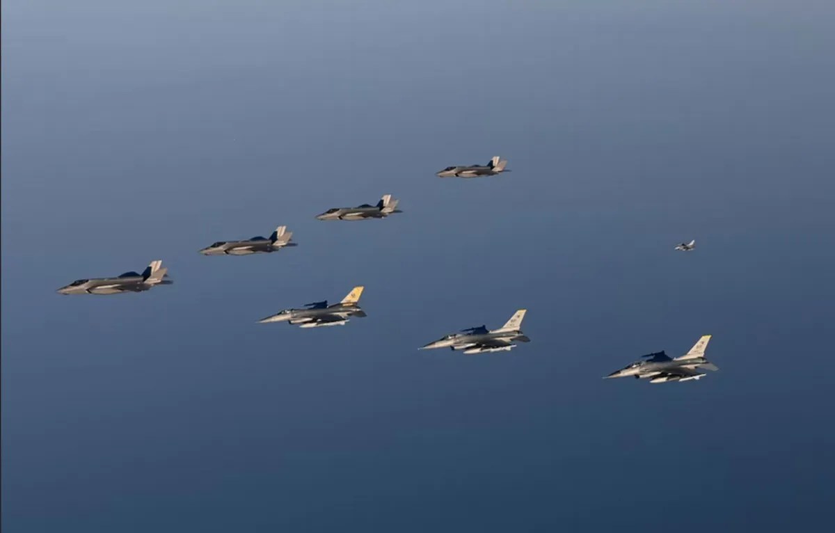 चीन जल्द कर सकता है हमला? ताइवान के पास दिखे 26 चाइनीज़ फाइटर जेट्स और 6 जहाज