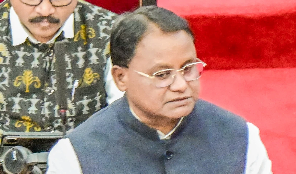 CM Majhi ने अमा बस  द्वारा बार-बार होने वाली दुर्घटनाओं पर चिंता जताई