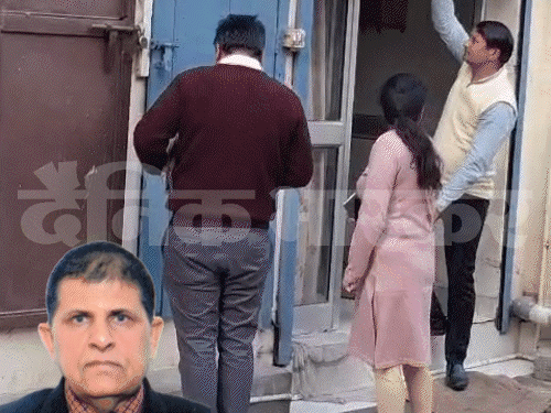 भ्रूण लिंग जांच में पकड़े जेजेपी नेता की तबीयत बिगड़ी:पुलिस ने 23 धाराएं लगाई, पिछला रिकॉर्ड जोड़ा, आज हिसार कोर्ट में पेशी होगी