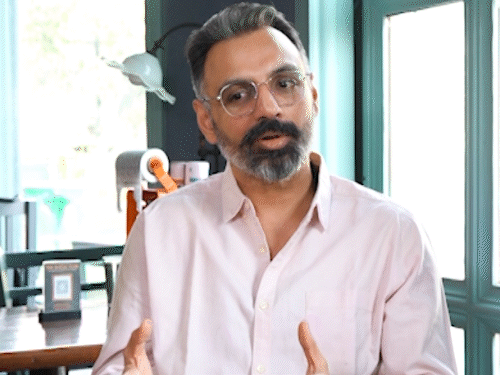 अमिताभ से पहली मुलाकात में स्टार-स्ट्रक हुए राघव:‘तस्करी’ के डायरेक्टर बोले- हर स्टार का अलग औरा, इमरान ने फर्स्ट टेक में ही दिखाया मैजिक