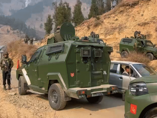 जम्मू-कश्मीर में आतंकी मुठभेड़ में 7 जवान घायल:3 एयरलिफ्ट किए गए; किश्तावाड़ के सोनार में ऑपरेशन त्राशी-1 जारी