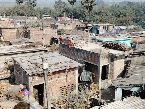 ‘मुख्यमंत्री ने घरों का उद्घाटन किया, हम अतिक्रमणकारी कैसे हुए’:बेगूसराय के 200 महादलित परिवारों का दर्द; जयमंगलागढ़ को टूरिज्म के लिए डेवलप कर रही सरकार
