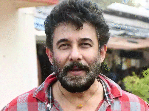 दीपक तिजोरी से लाखों रुपए की ठगी!:एक्टर का आरोप-फिल्म के लिए फंड दिलाने के नाम पर ₹2.5 लाख रुपए ले लिए