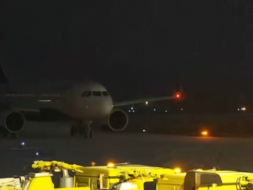 अमेरिका ने ग्रीनलैंड में मिलिट्री एयरक्राफ्ट भेजा:पिटुफिक स्पेस बेस पर तैनात होगा; डेनमार्क ने भी सैनिक भेजे