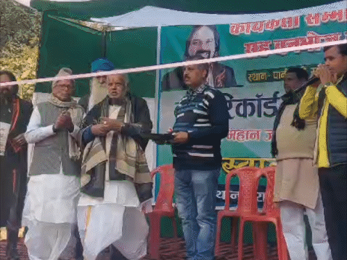 मंत्री श्रवण कुमार ने राजगीर में भोज का किया आयोजन:कहा- 50 साल से निभा रहे परंपरा; जनता मेरे लिए भगवान