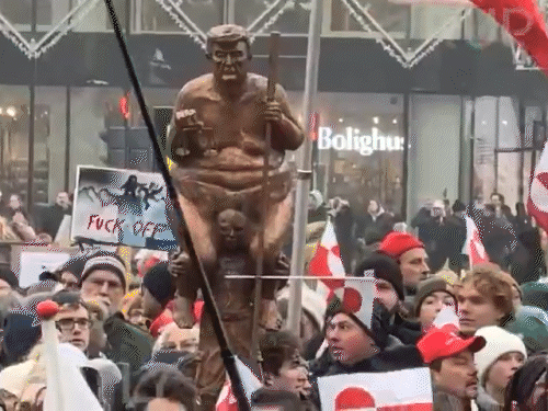 ग्रीनलैंड में प्रदर्शन- ट्रम्प के विरोध में उतरे हजारों लोग:कहा- हमारा देश बिकाऊ नहीं; अमेरिका के साथ ट्रेड एग्रीमेंट रोकने की तैयारी में यूरोपीय संघ