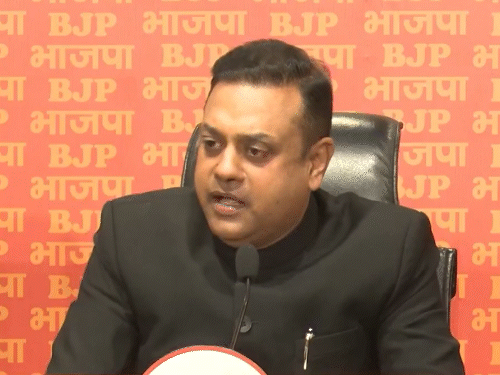 बीजेपी बोली-₹10 हजार में बांग्लादेशियों-रोहिग्याओं को नागरिकता दे रहीं ममता:इसीलिए ED के छापे से घबरा गईं, वो बंगाल को बांटकर जीत नहीं सकतीं