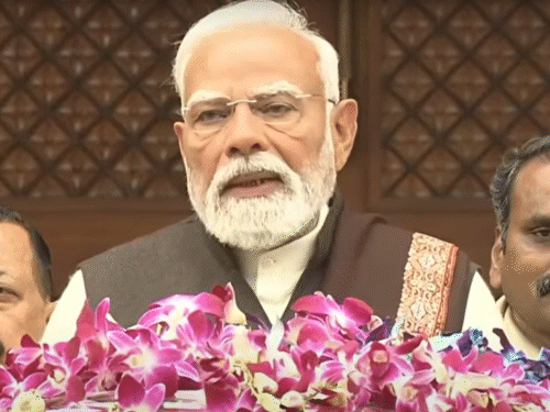 बजट सत्र का आज तीसरा दिन:इकोनॉमिक सर्वे पर हो सकती है चर्चा, कल लोकसभा में पेश हुआ था; 1 फरवरी को आएगा बजट