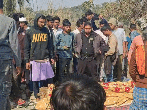 सीवान में नीतीश की सभा से थोड़ी दूर पर ब्लास्ट:पटाखा बनाने के दौरान धमाका, एक की मौत, सिर-पैर 20 फीट दूर गिरे, कई घायल