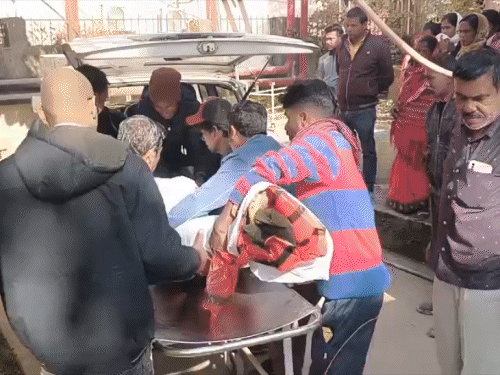 गुमला में पत्नी ने प्रेमी संग रची खौफनाक साजिश:सेल्स मैनेजर पति की कर दी हत्या, पति को पत्नी के अवैध संबंध की थी जानकारी