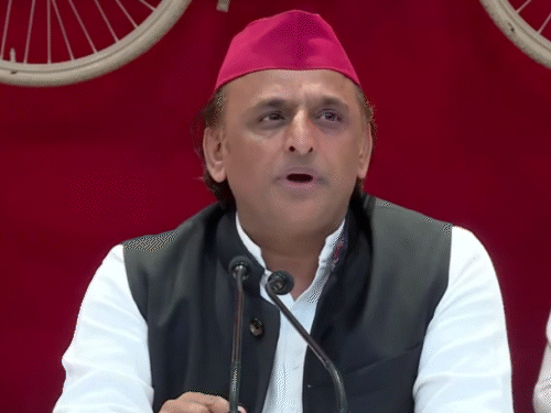 संभल हिंसा, अखिलेश यादव पर मानहानि का केस दायर:विष्णु शंकर जैन ने ₹1 का हर्जाना मांगा, छवि धूमिल करने का आरोप