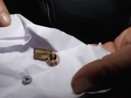 युवक पर फायरिंग, कान के पास से निकली गोली:सुरेश सिंह हत्याकांड के गवाह देवेंद्र सिंह पर लगा आरोप, नशे में धुत था आरोपी