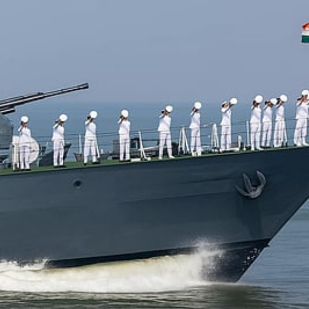 नेवी पश्चिम बंगाल के हल्दिया में नेवी बेस बना रही:बंगाल की खाड़ी में चीन-बांग्लादेश की बढ़ती गतिविधियों पर नजर; छोटे वॉरशिप तैनात किए जाएंगे