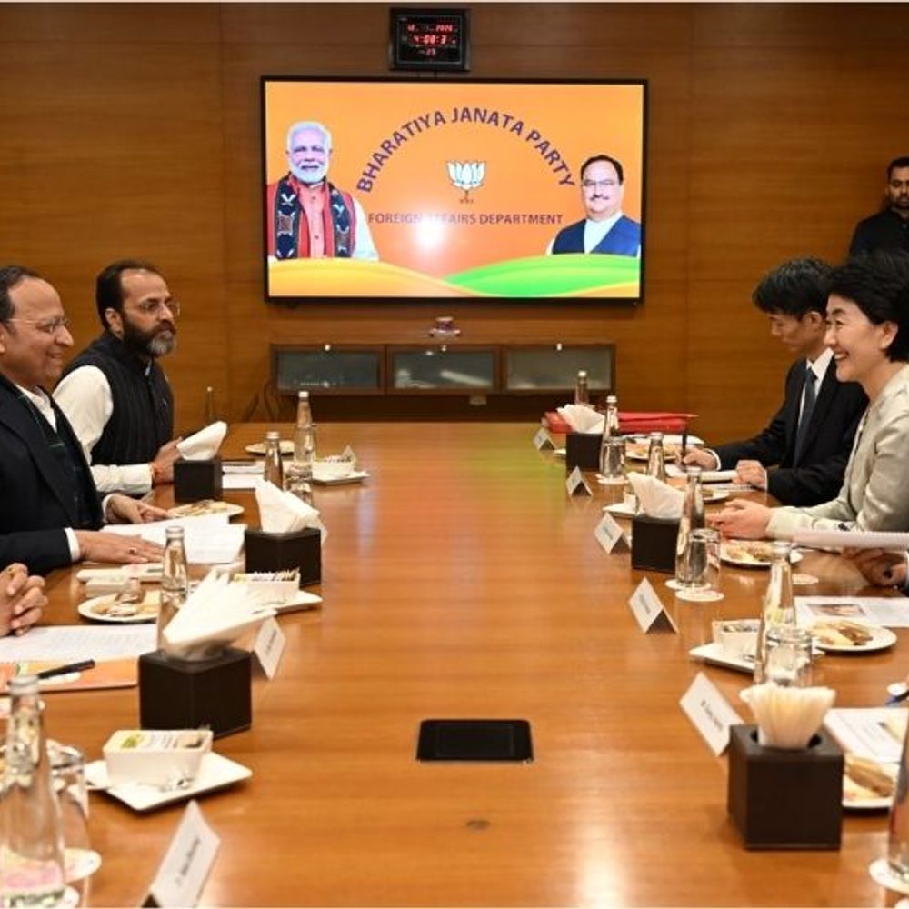 कांग्रेस बोली-BJP और चीन में कौन सा गुप्त समझौता:भाजपा मुख्यालय में चीन की कम्युनिस्ट पार्टी और बीजेपी नेताओं की मुलाकात पर सवाल उठाए