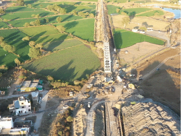 जमीन के ऊपर बसा शहर, नीचे धमाके:प्रदेश की सबसे बड़ी रेलवे टनल के भीतर पहुंचा भास्कर, चार महीने में चलने लगेगी ट्रेन