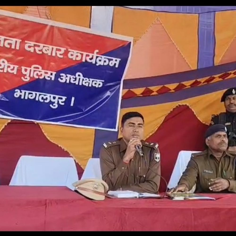 कजरैली थाना में एसएसपी ने लगाया जनता दरबार:लोगों की समस्याएं सुनीं, त्वरित समाधान के निर्देश दिए