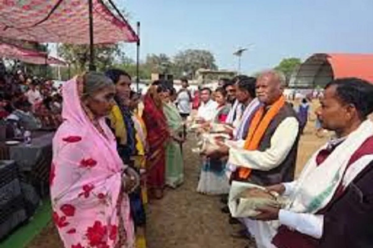 CG News: लखपति दीदियाँ बनीं दिल्ली में विशिष्ट अतिथि, पहली बार कर्तव्य पथ परेड देख गौरवान्वित