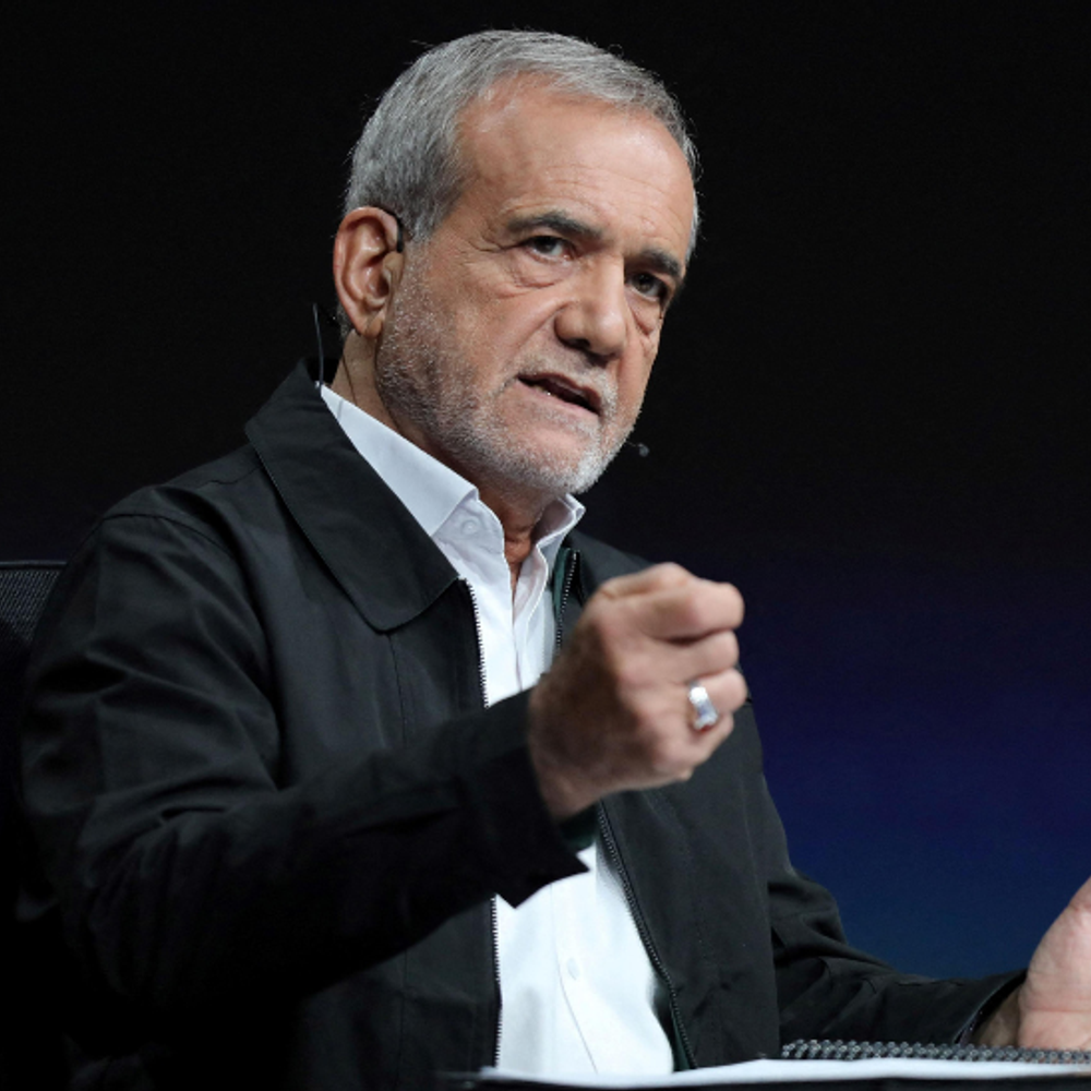 ईरान के राष्ट्रपति बोले- खामेनेई पर हमले को जंग मानेंगे:ट्रम्प ने कहा था- प्रदर्शनकारियों की हत्याएं जारी रहीं तो हम दखल दे सकते हैं