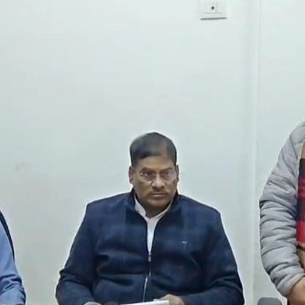 ‘धर्म के ठेकेदार फैला रहे अफवाह’-प्रमोद चंद्रवंशी:आभूषण दुकानों के सवाल पर बोले- इसमें कोई राजनीतिक या धार्मिक पहलू नहीं